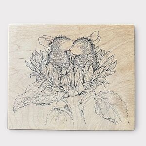 House mouse Vintage 1999 Sunflower Smooch! Wood & Rubber Stamp 238 M
